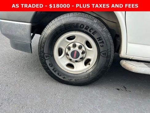 Used 2020 GMC Savana 2500 w/ Driver Convenience Package image 9