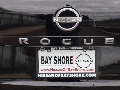 Certified 2023 Nissan Rogue SV AWD/4WD image 31