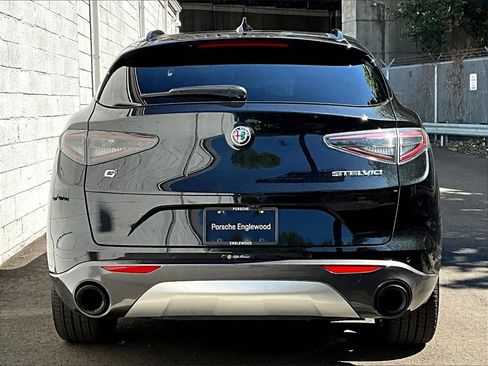 Used 2024 Alfa Romeo Stelvio Ti image 9