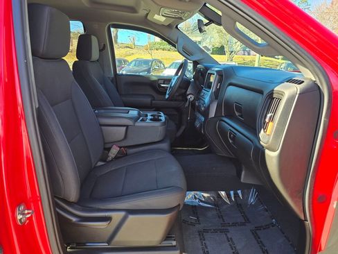 Used 2019 Chevrolet Silverado 1500 Custom w/ Custom Convenience Package image 28