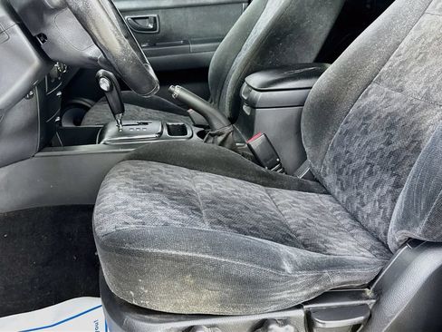 Used 2008 Kia Sorento 2WD w/ Sport Pkg image 21