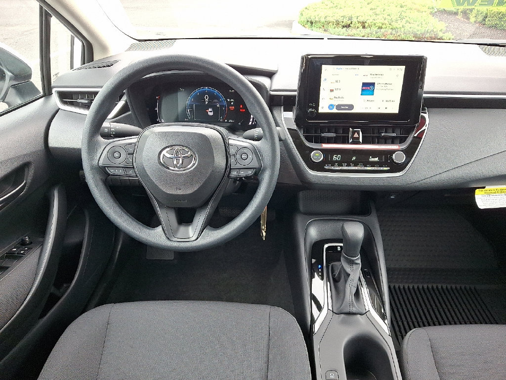 Used 2026 Toyota Corolla LE FWD image 12