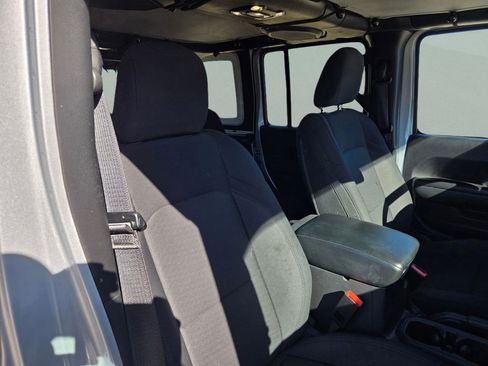 Certified 2022 Jeep Wrangler Unlimited Sport image 26