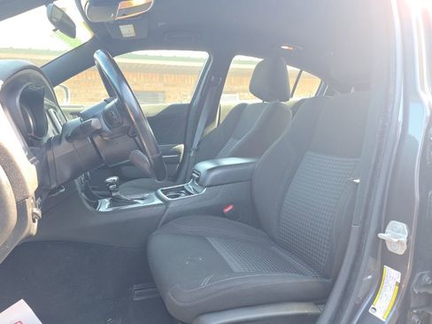 Used 2023 Dodge Charger SXT RWD image 12