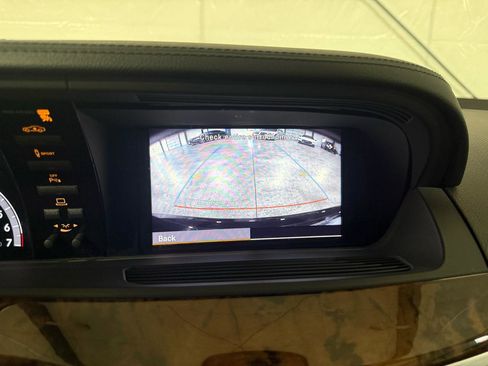 Used 2012 Mercedes-Benz S 550 4MATIC image 21
