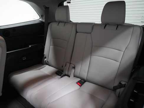 Used 2020 Honda Pilot Elite image 14