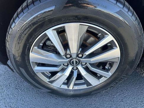 Certified 2023 Nissan Pathfinder SL w/ Lighting Package (N92) AWD/4WD image 16