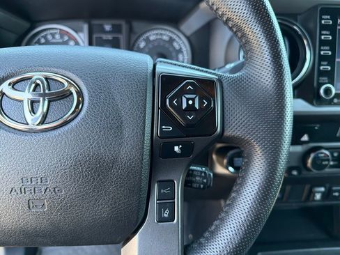 Used 2023 Toyota Tacoma TRD Sport AWD/4WD image 18
