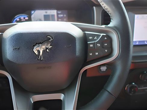 Used 2022 Ford Bronco Outer Banks image 38