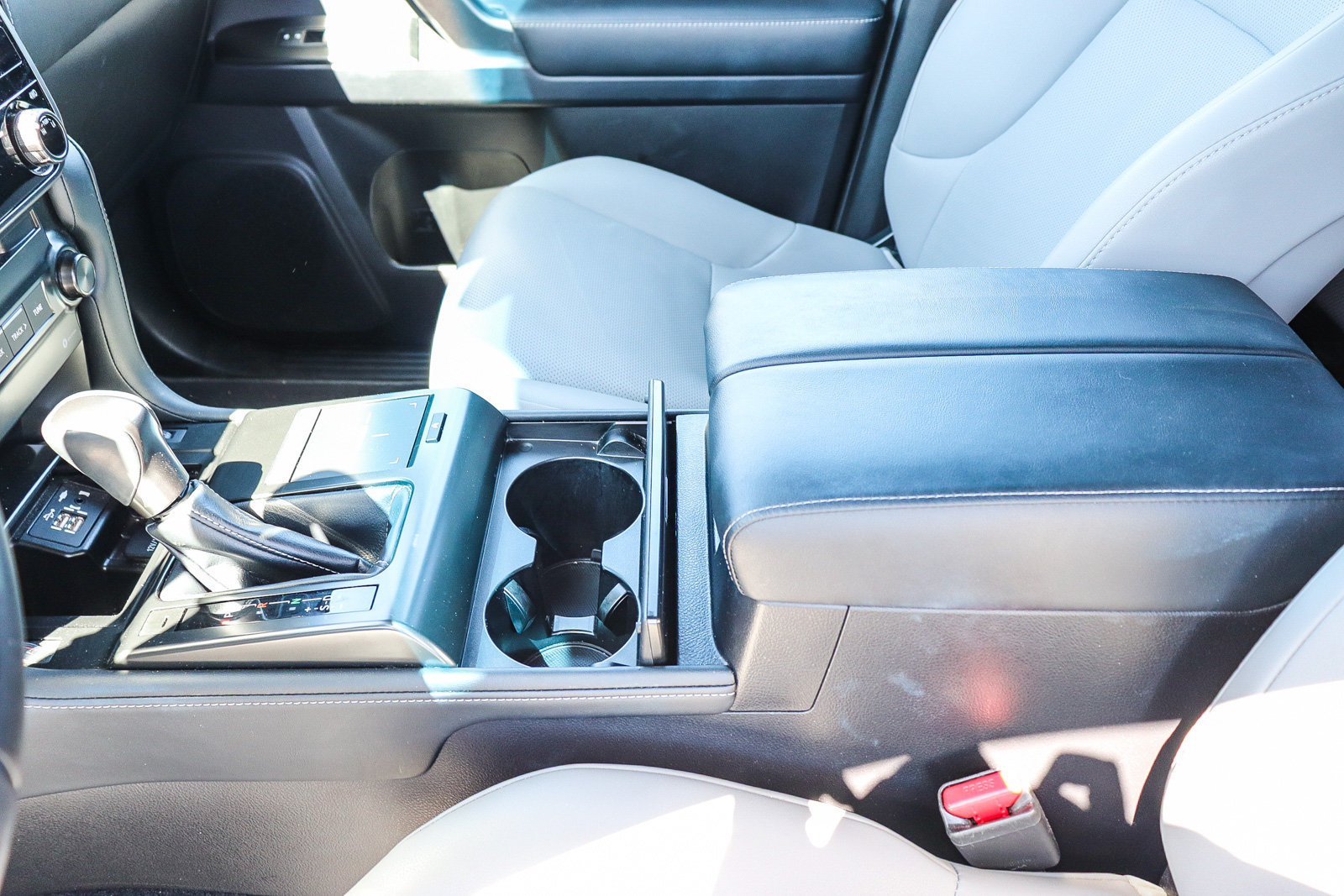 Used 2023 Lexus GX 460 w/ Black Line Special Edition AWD/4WD image 17