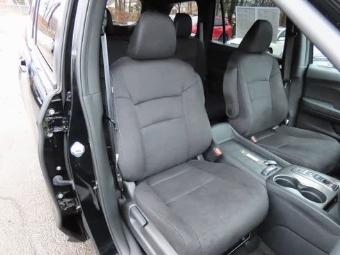 Certified 2022 Honda Pilot Sport image 16