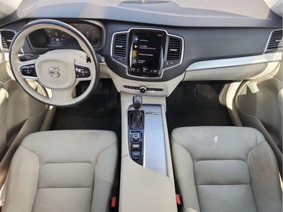 Used 2017 Volvo XC90 T6 Momentum w/ Vision Package