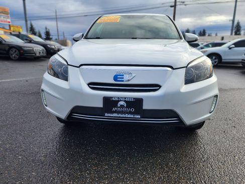 Used 2014 Toyota RAV4 EV image 2