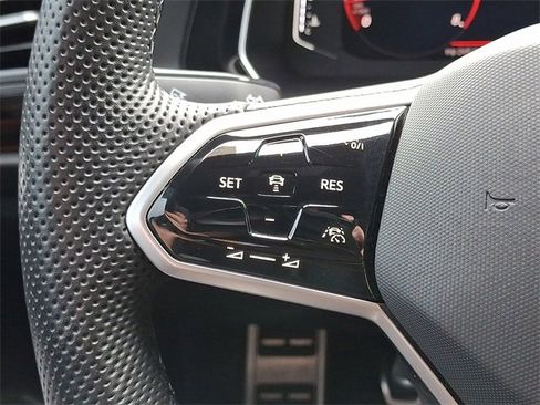 Used 2024 Volkswagen Jetta GLI 40th Anniversary Edition image 20