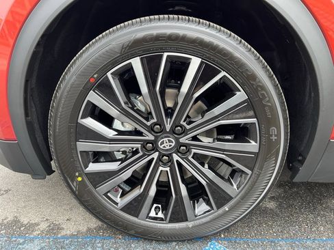 New 2026 Toyota C-HR AWD/4WD image 6