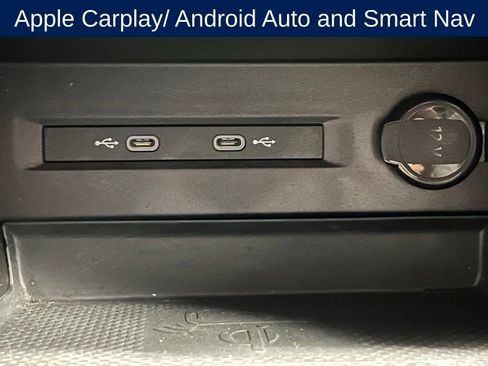 Used 2023 Volkswagen Taos SE w/ Panoramic Sunroof Package AWD/4WD image 14