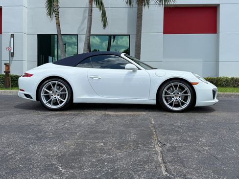 Used 2018 Porsche 911 Carrera image 16