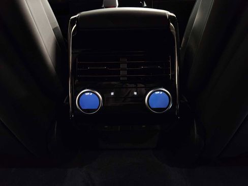 New 2026 Land Rover Range Rover Sport SE AWD/4WD image 30