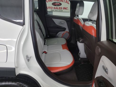 Used 2016 Jeep Renegade Limited AWD/4WD image 14