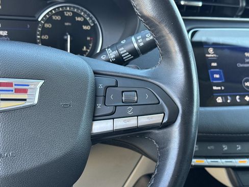 Used 2022 Cadillac XT4 Premium Luxury w/ Safety Alert Package image 32