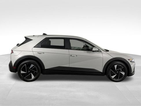 Used 2026 Hyundai Ioniq 5 SEL RWD image 5
