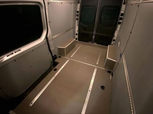 Used 2021 Mercedes-Benz Sprinter 2500 image 15