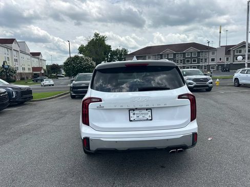 Used 2023 Kia Telluride S FWD image 6