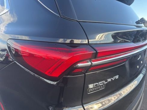 Used 2025 Buick Enclave Preferred image 25