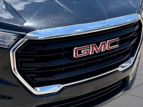 Used 2022 GMC Terrain SLE w/ Driver Convenience Package FWD image 29
