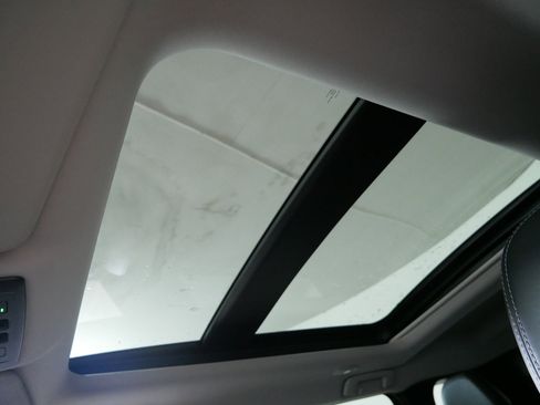 New 2025 Mitsubishi Outlander SE image 8