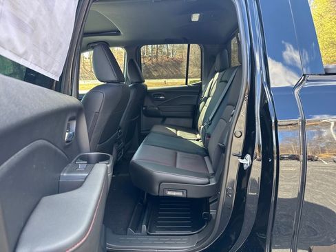 New 2026 Honda Ridgeline Black Edition image 28