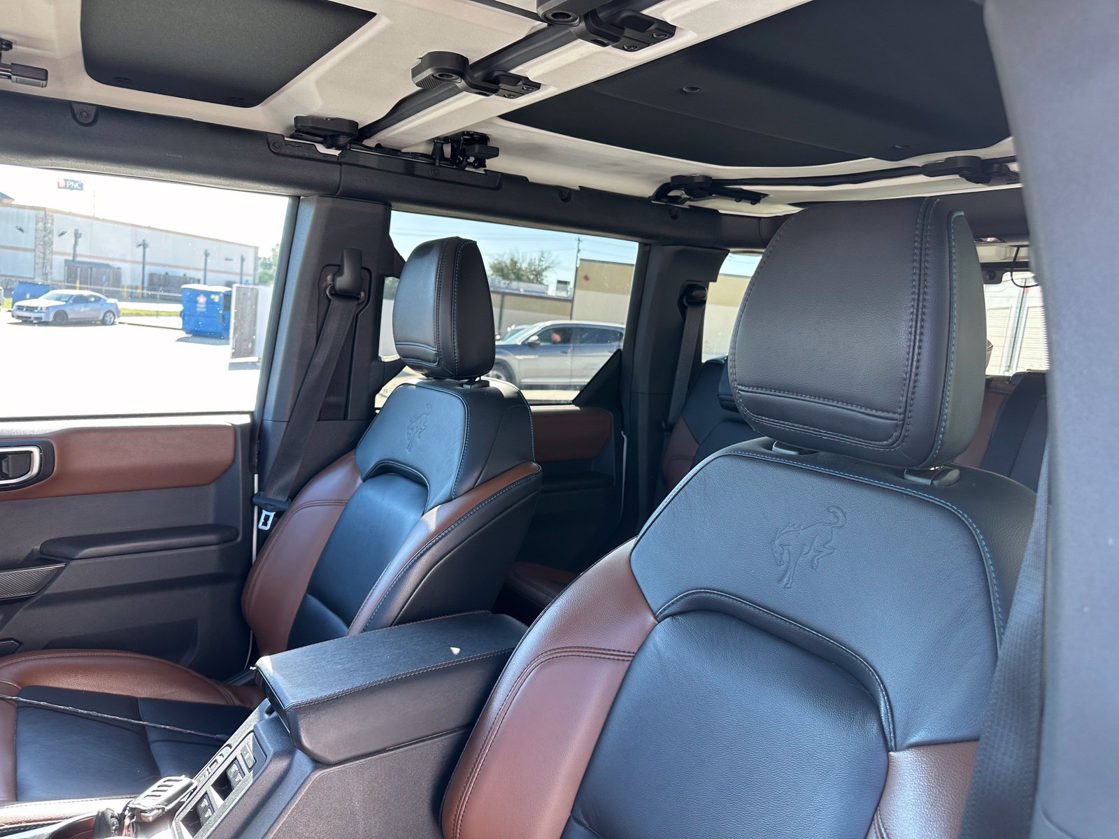 Used 2024 Ford Bronco Outer Banks AWD/4WD image 14