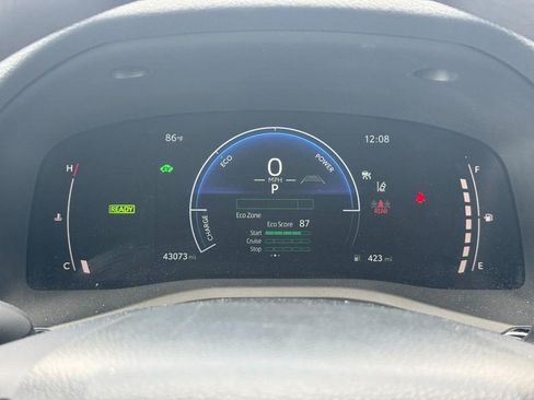 Used 2025 Toyota Camry LE FWD image 19