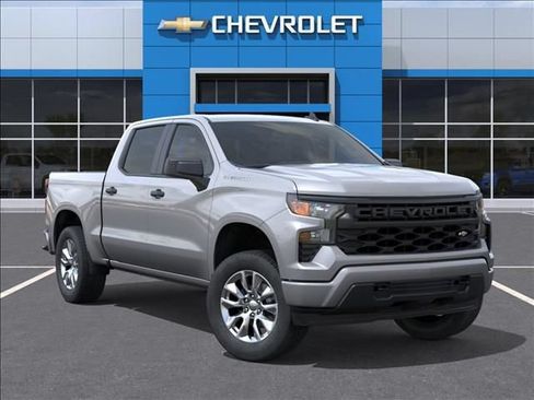 New 2026 Chevrolet Silverado 1500 Custom RWD image 7