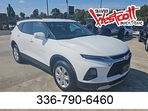 Used 2022 Chevrolet Blazer LT image 1