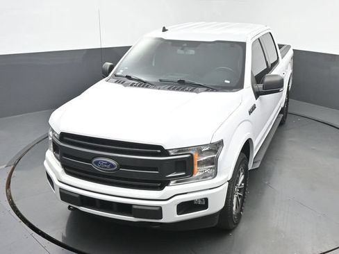 Used 2020 Ford F150 XLT w/ Equipment Group 302A Luxury AWD/4WD image 36