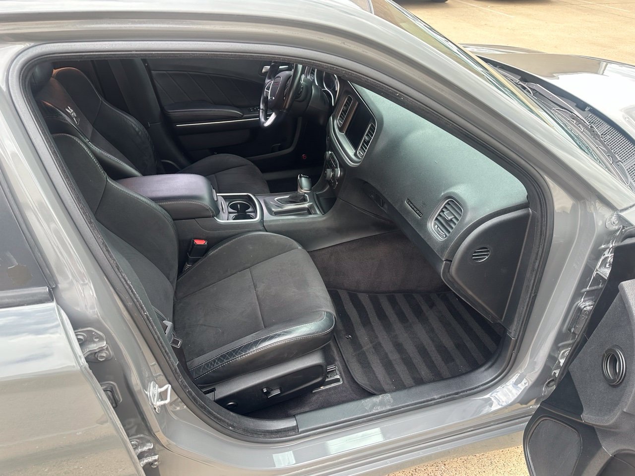 Used 2018 Dodge Charger R/T Scat Pack RWD image 26