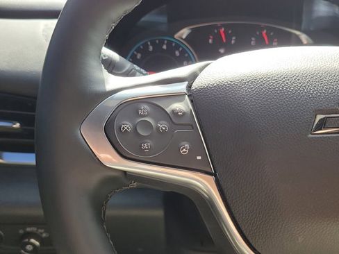 Used 2024 Chevrolet Traverse RS image 16