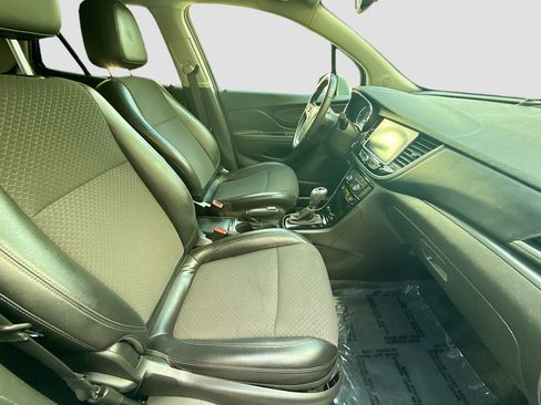 Used 2019 Buick Encore Preferred FWD image 28