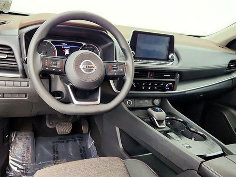 Used 2021 Nissan Rogue S image 12