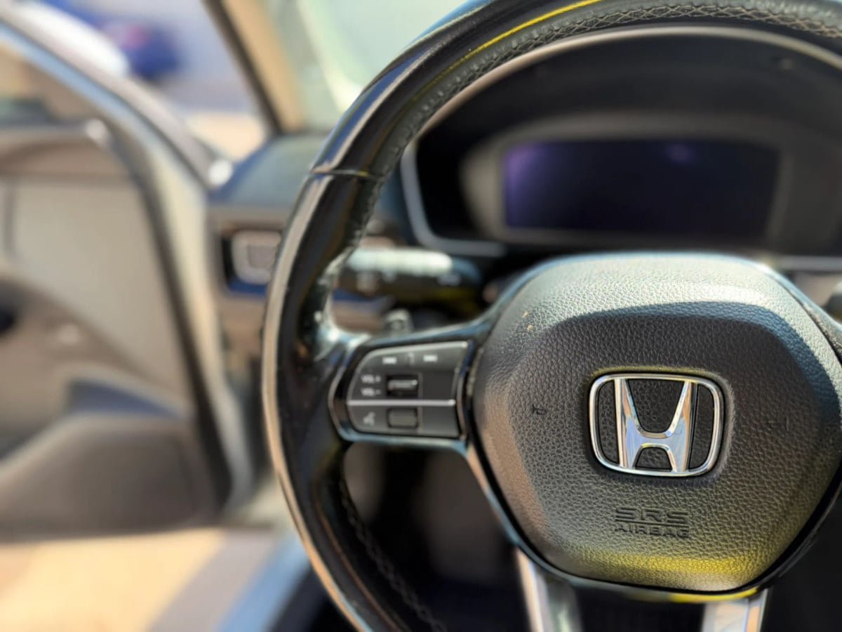Used 2022 Honda Civic Touring image 23