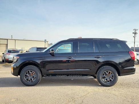 New 2026 Ford Expedition Tremor image 3