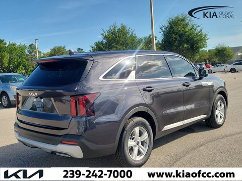 New 2026 Kia Sorento LX FWD image 6
