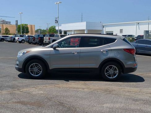Used 2018 Hyundai Santa Fe Sport w/ 2.4L Value Package 02 FWD image 5