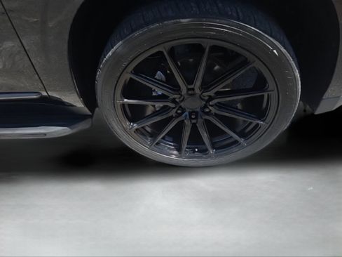 Used 2021 GMC Yukon Denali RWD image 16