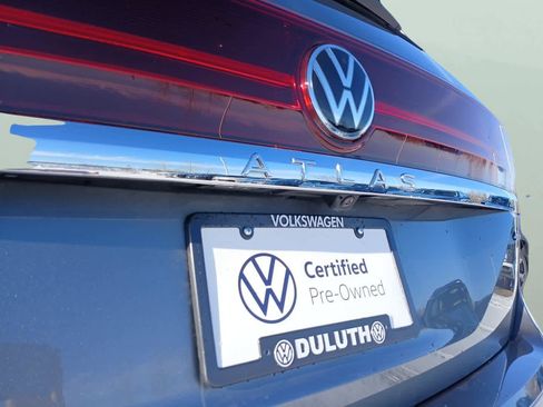 Used 2024 Volkswagen Atlas SE image 30