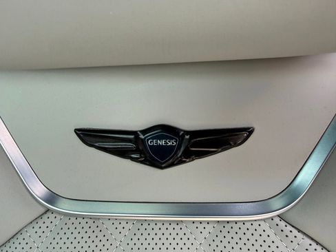 Used 2023 Genesis G70 3.3T w/ Sport Prestige Package RWD image 12