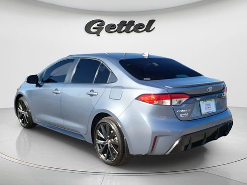 Used 2025 Toyota Corolla SE image 6