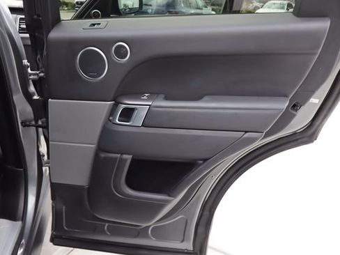 Used 2017 Land Rover Range Rover Sport image 30