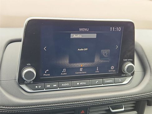 Used 2023 Nissan Rogue S FWD image 24